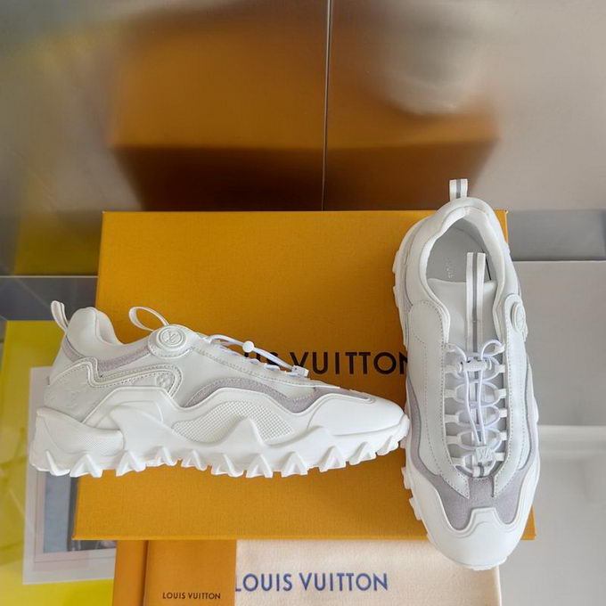 Louis Vuitton Sneakers Wmns ID:20250217-104